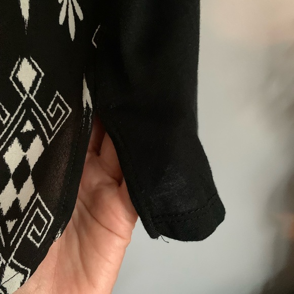 Women’s Xhilaration top - Medium - Picture 6 of 9